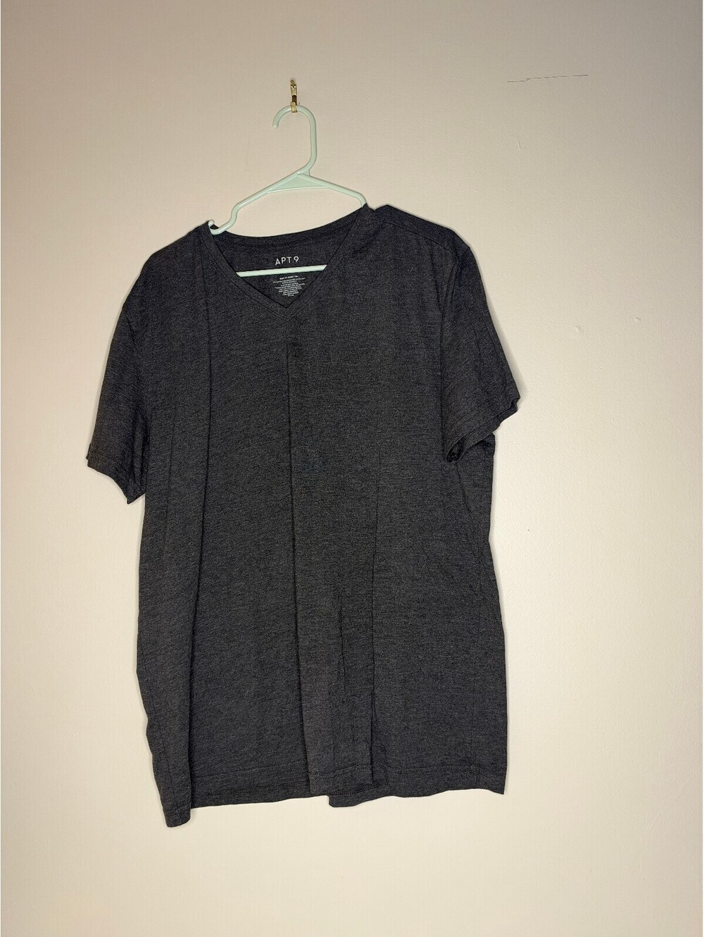 Apt. 9 gray V-neck T-shirt
